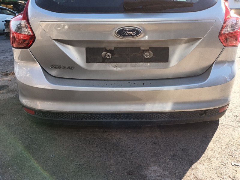 Recambio de paragolpes trasero para ford focus iii 1.6 ti referencia OEM IAM   