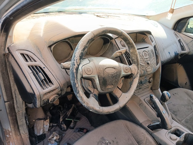 Recambio de salpicadero para ford focus iii 1.6 ti referencia OEM IAM   