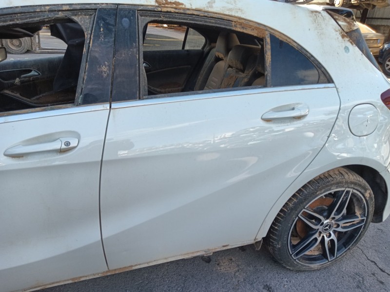 Recambio de puerta trasera izquierda para mercedes-benz clase a (w176) a 180 (176.042) referencia OEM IAM   