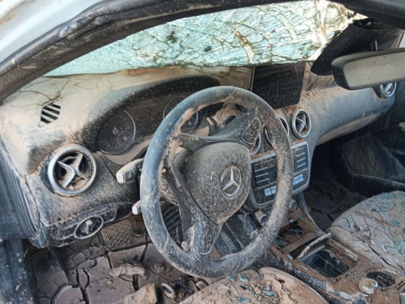 Recambio de salpicadero para mercedes-benz clase a (w176) a 180 (176.042) referencia OEM IAM   