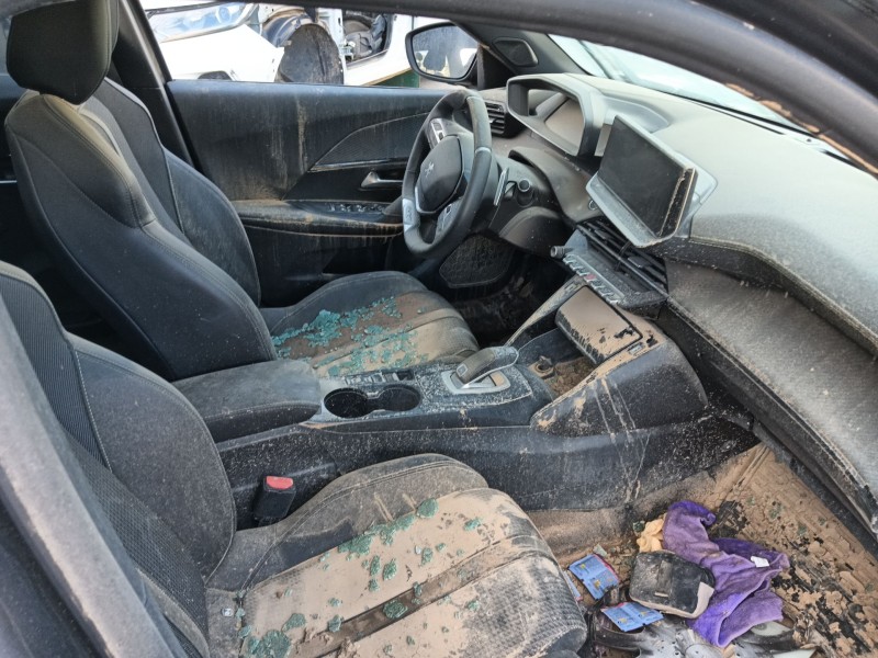 peugeot 2008 ii (ud_, us_, uy_, uj_, ur_, uc_) del año 2021