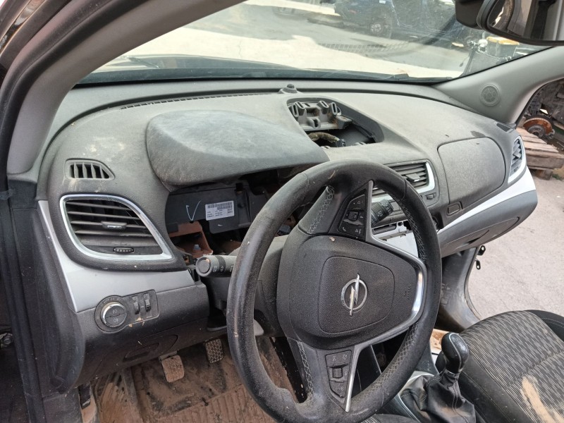 Recambio de salpicadero para opel mokka / mokka x (j13) 1.4 (_76) referencia OEM IAM   
