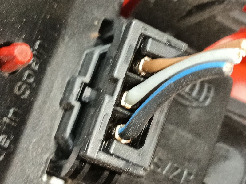 Recambio de piloto trasero derecho interior para seat leon (1p1) 1.9 tdi referencia OEM IAM 1P0945108D  