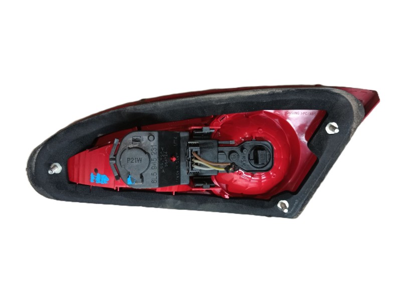 Recambio de piloto trasero izquierdo interior para seat leon (1p1) 1.9 tdi referencia OEM IAM 1P0945107D  