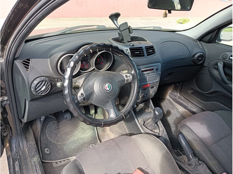 alfa romeo 147 (937_) del año 2003