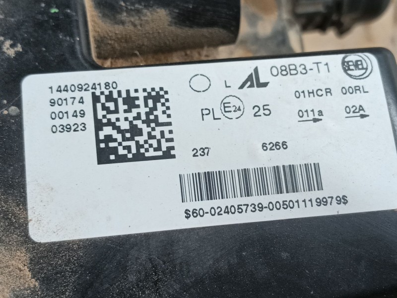 Recambio de faro izquierdo para peugeot boxer furgoneta 2.2 bluehdi 140 referencia OEM IAM   