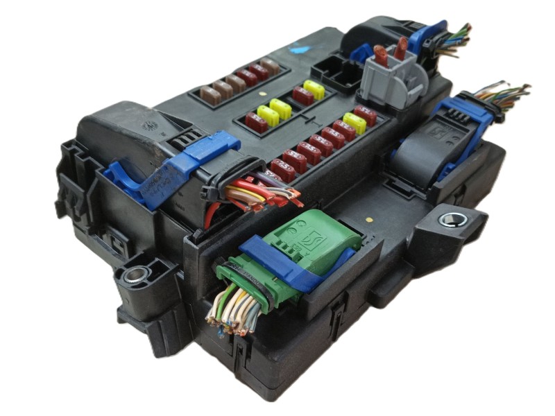 Recambio de caja reles / fusibles para fiat ducato caja/chasis (250_) 115 multijet 2,0 d referencia OEM IAM   