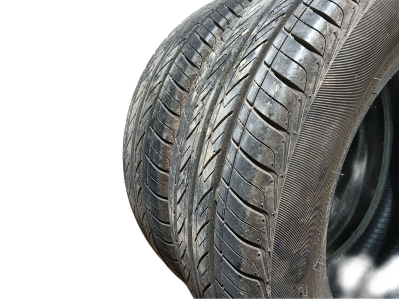 Recambio de neumatico para » otros... modelos referencia OEM IAM 165/65 R13 77T OVATION 2