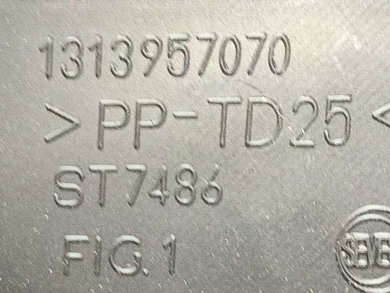 Recambio de guantera para peugeot boxer furgoneta 2.2 bluehdi 140 referencia OEM IAM 1617299880 60926005 