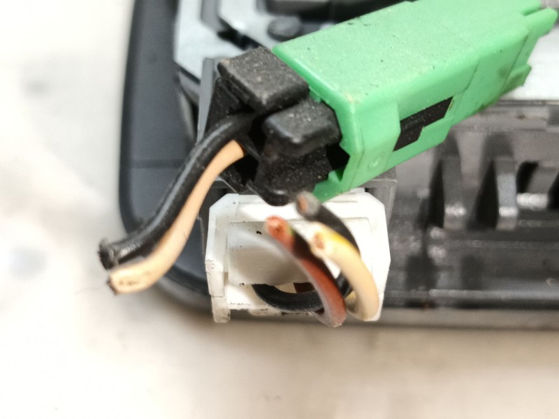 Recambio de luz interior para peugeot boxer furgoneta 2.2 bluehdi 140 referencia OEM IAM   