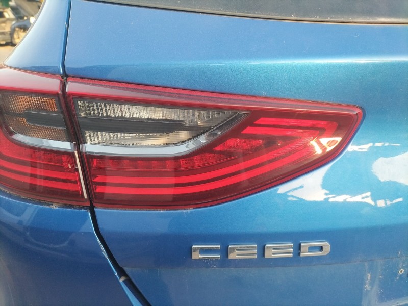 Recambio de piloto trasero izquierdo interior para kia ceed (cd) 1.0 t-gdi referencia OEM IAM   