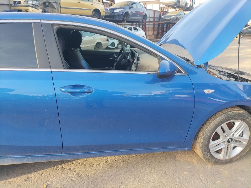 Recambio de puerta delantera derecha para kia ceed (cd) 1.0 t-gdi referencia OEM IAM   