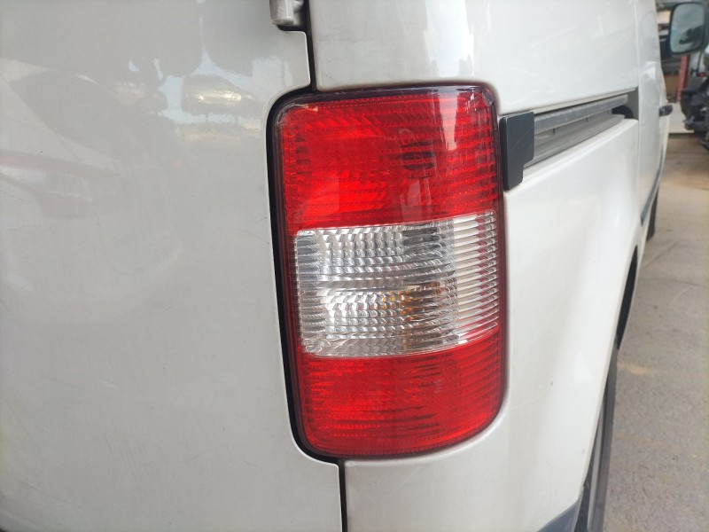 Recambio de piloto trasero derecho para volkswagen caddy iii monospace (2kb, 2kj, 2cb, 2cj) 2.0 sdi referencia OEM IAM   