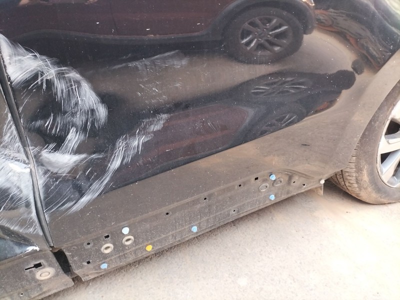 Recambio de puerta trasera izquierda para renault espace v (jr_) 1.6 dci 160 referencia OEM IAM   