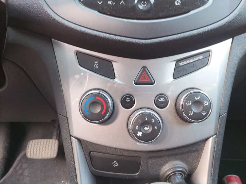 Recambio de mando calefaccion / aire acondicionado para chevrolet trax 1.7 td referencia OEM IAM   