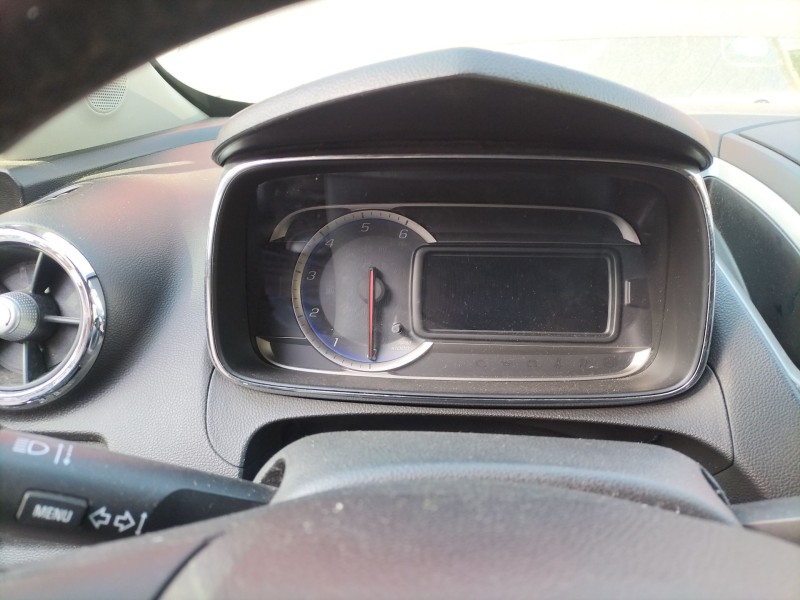 Recambio de cuadro instrumentos para chevrolet trax 1.7 td referencia OEM IAM   
