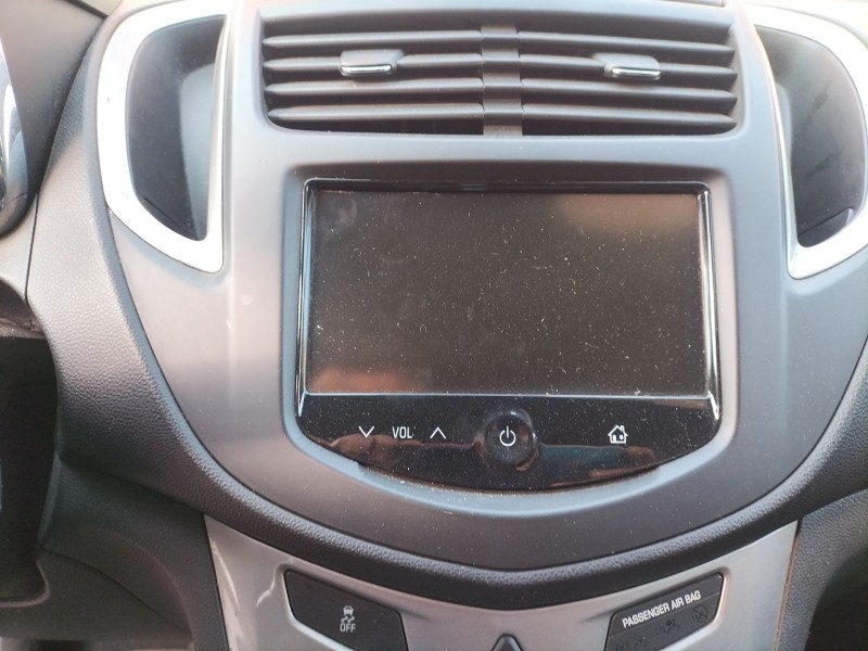 Recambio de sistema audio / radio cd para chevrolet trax 1.7 td referencia OEM IAM   