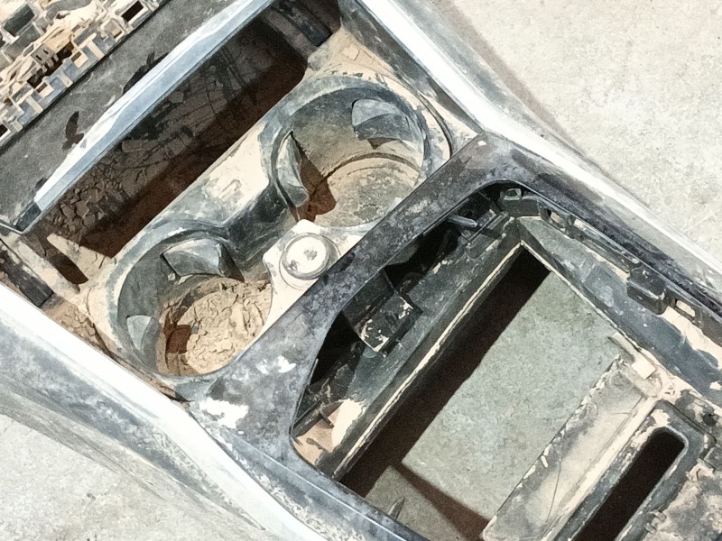 Recambio de apoyabrazos central para bmw 3 (g20, g80, g28) 320 d mild-hybrid referencia OEM IAM 51166996833  