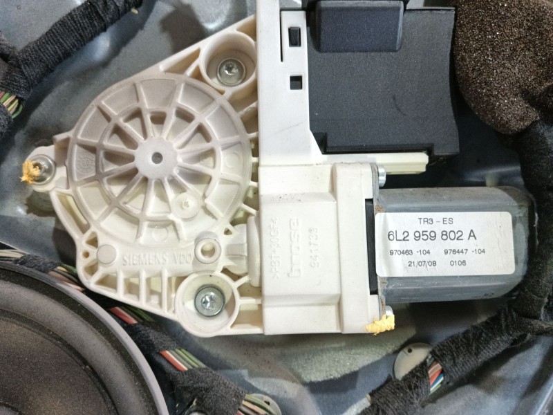 Recambio de elevalunas delantero izquierdo para seat ibiza iii (6l1) 1.4 tdi referencia OEM IAM   