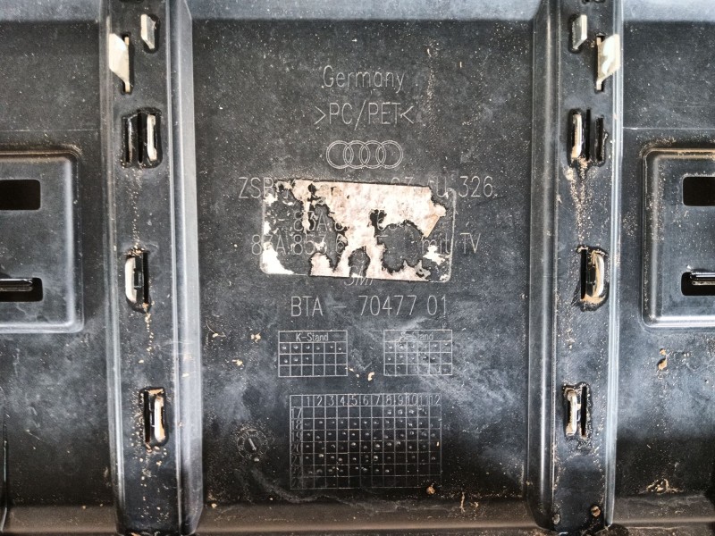 Recambio de rejilla delantera para audi q3 (f3b) 35 tdi referencia OEM IAM   