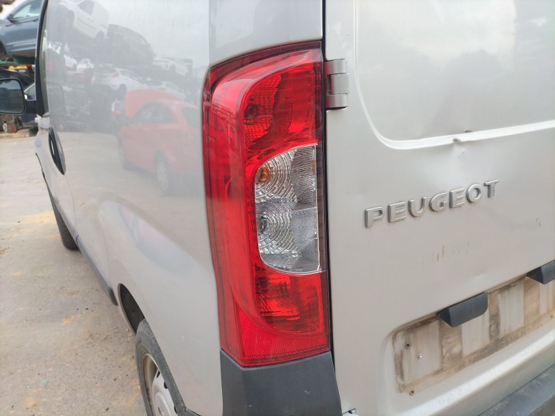 Recambio de piloto trasero izquierdo para peugeot bipper (aa_) 1.3 hdi 75 referencia OEM IAM   