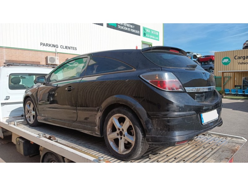 opel astra h gtc (a04) del año 2006