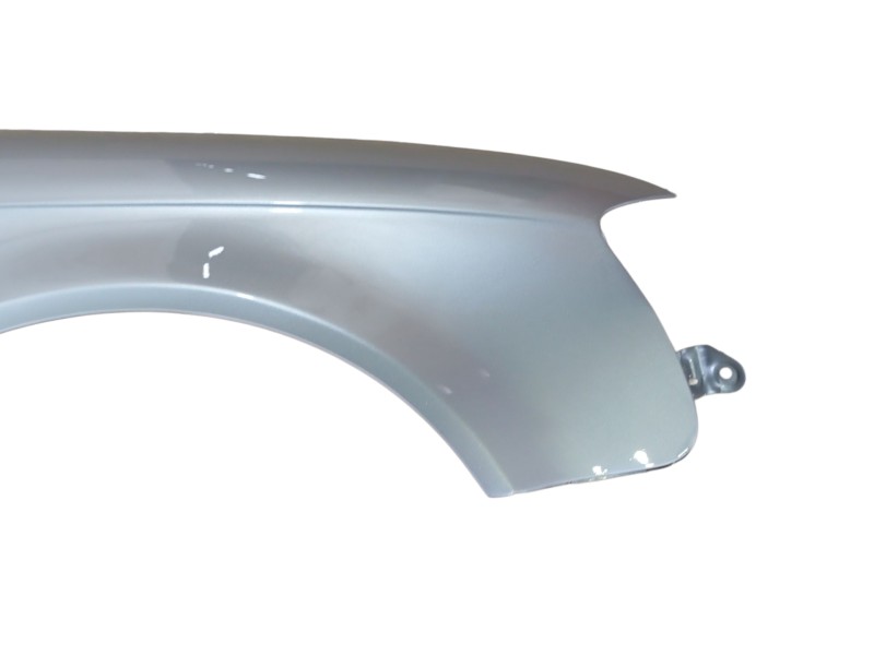 Recambio de aleta delantera derecha para audi a4 b7 (8ec) 3.0 tdi quattro referencia OEM IAM   