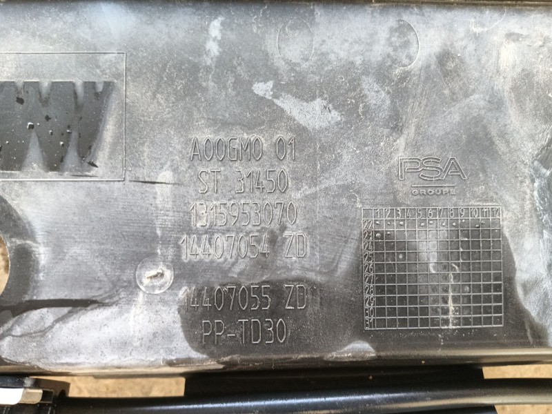 Recambio de torpedo para peugeot boxer furgoneta 2.2 bluehdi 140 referencia OEM IAM   