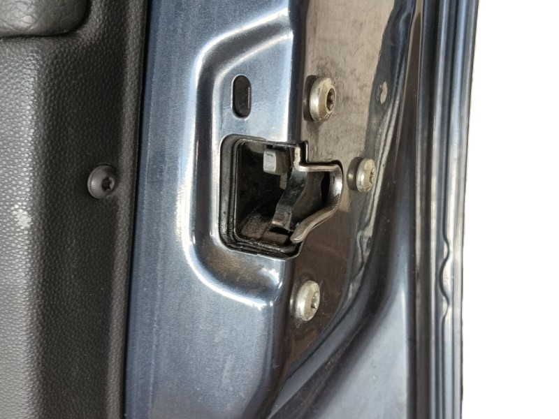 Recambio de puerta delantera derecha para opel astra h (a04) 1.9 cdti (l48) referencia OEM IAM 93187974  