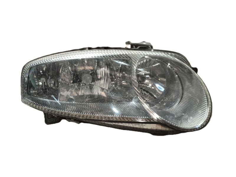 Recambio de faro derecho para alfa romeo 147 (937_) 1.6 16v t.spark eco (937.axa1a, 937.bxa1a) referencia OEM IAM   