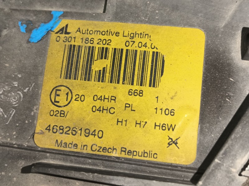 Recambio de faro derecho para alfa romeo 147 (937_) 1.6 16v t.spark eco (937.axa1a, 937.bxa1a) referencia OEM IAM   