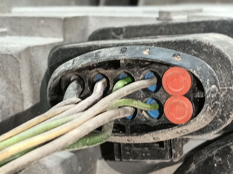 Recambio de faro derecho para alfa romeo 147 (937_) 1.6 16v t.spark eco (937.axa1a, 937.bxa1a) referencia OEM IAM   