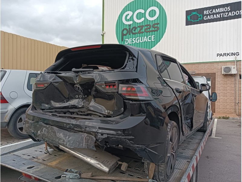 volkswagen golf del año 2024