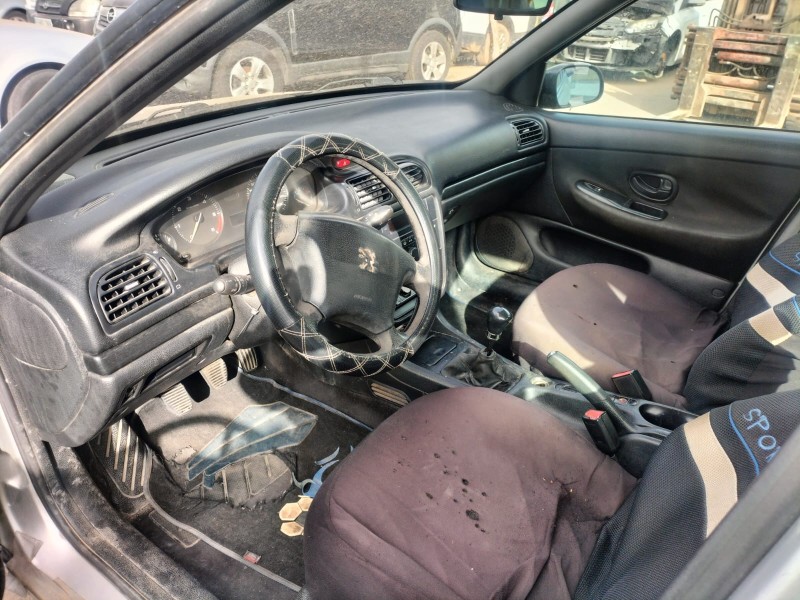 peugeot 406 (8b) del año 2001