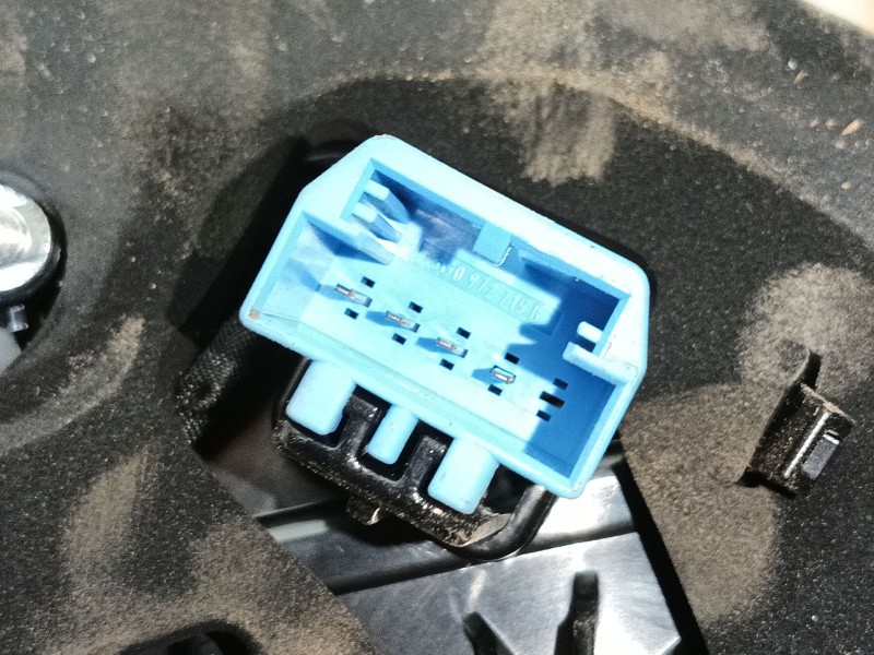 Recambio de piloto trasero izquierdo interior para volkswagen tiguan (ad1, ax1) 1.5 tsi referencia OEM IAM 5NA945307D  