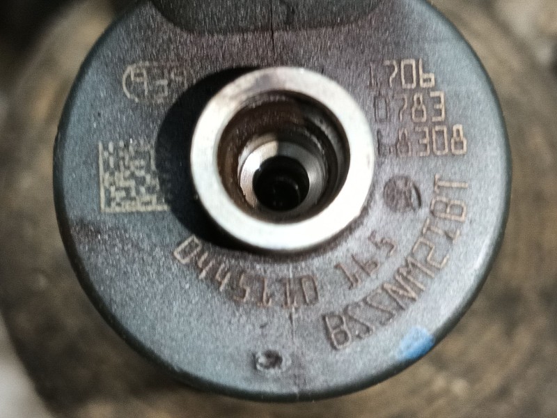 Recambio de inyector para opel astra h (a04) 1.9 cdti (l48) referencia OEM IAM 93186428 0445110165 