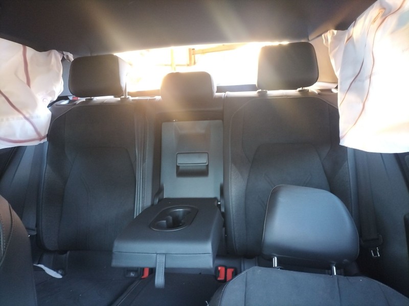 volkswagen golf del año 2024