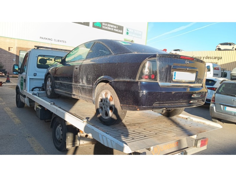 opel astra g coupé (t98) del año 2004