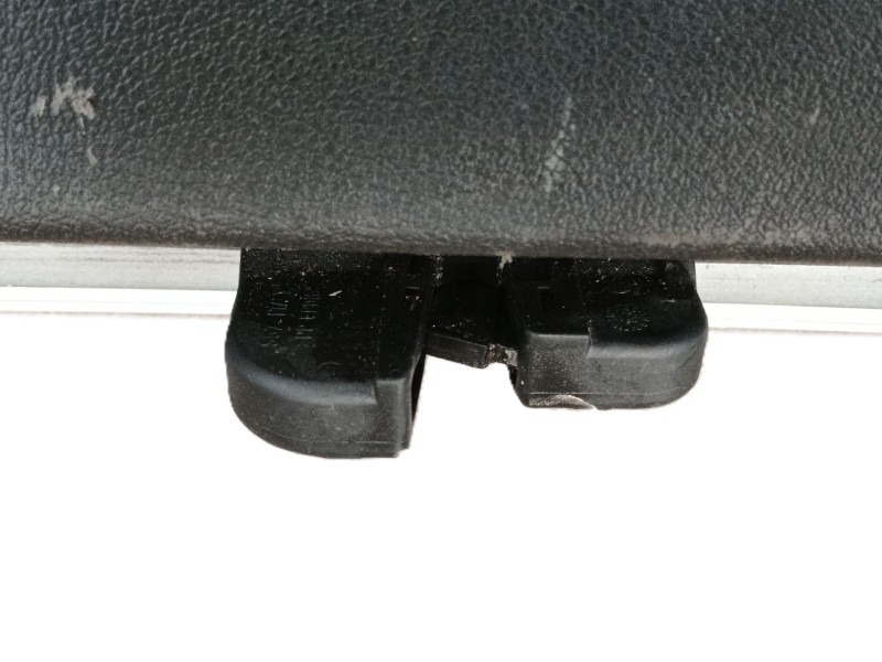 Recambio de porton trasero para volkswagen touran (1t1, 1t2) 1.9 tdi referencia OEM IAM   