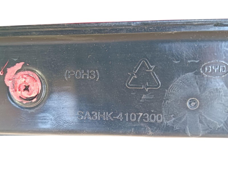 Recambio de piloto central de freno para byd seal u referencia OEM IAM  20231004 