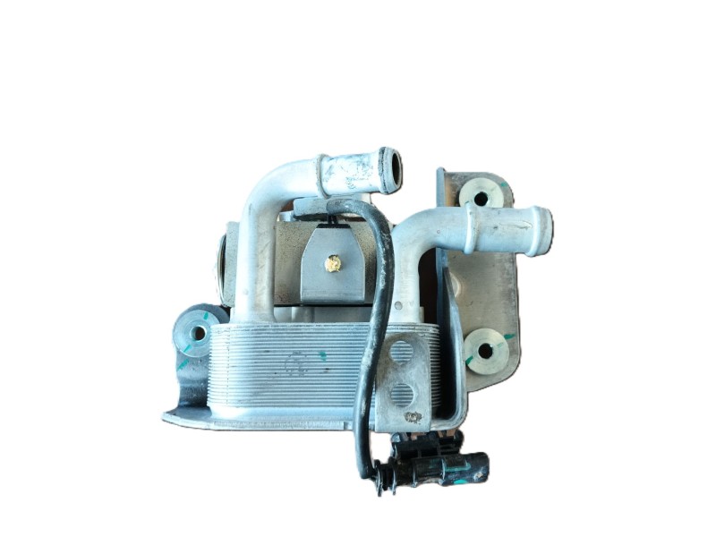 Recambio de condensador aire acondicionado para lynk & co 01 phev referencia OEM IAM 8888948389 521330 