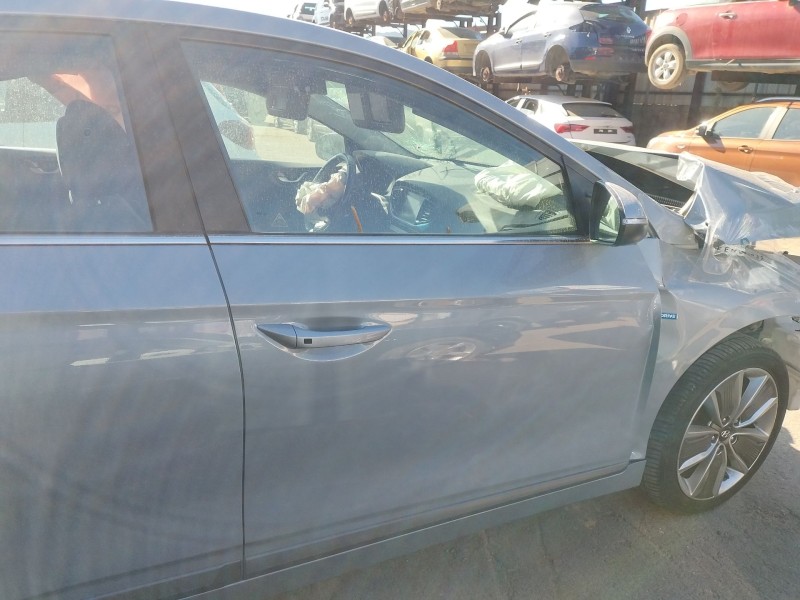 Recambio de puerta delantera derecha para hyundai ioniq (ae) 1.6 gdi hybrid referencia OEM IAM   