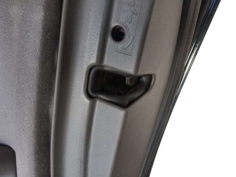 Recambio de puerta trasera derecha para audi a4 b6 avant (8e5) 1.9 tdi referencia OEM IAM 8E0833052  