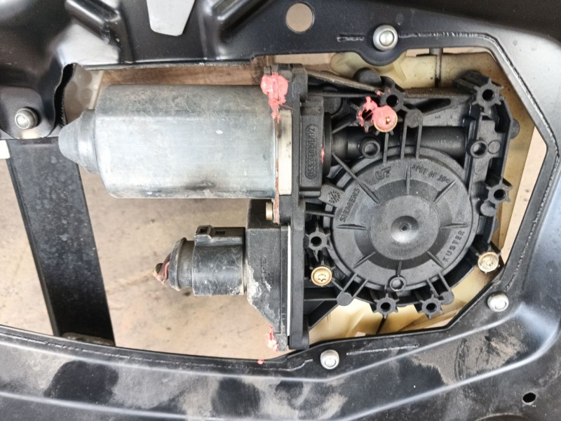 Recambio de elevalunas trasero izquierdo para audi a3 (8l1) 1.9 tdi referencia OEM IAM 8L4 839 461 8L4959601A 