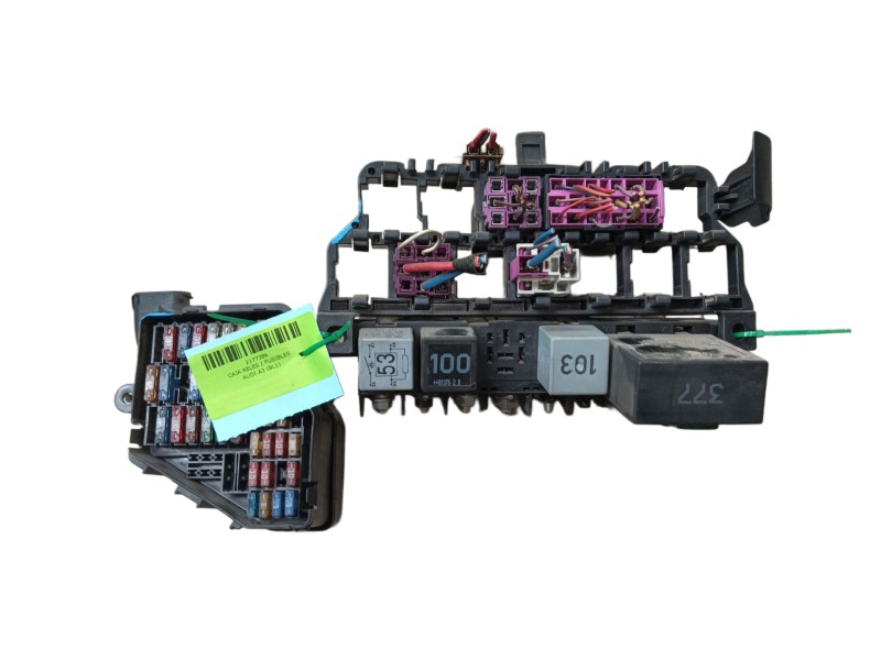 Recambio de caja reles / fusibles para audi a3 (8l1) 1.9 tdi referencia OEM IAM   