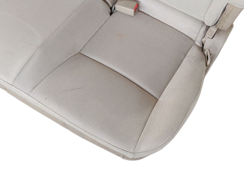 Recambio de asientos tercera fila para ssangyong rodius i 2.7 xdi referencia OEM IAM   