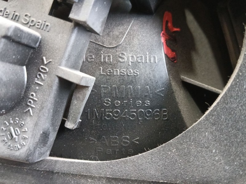 Recambio de piloto trasero derecho para seat toledo ii (1m2) 1.9 tdi referencia OEM IAM   