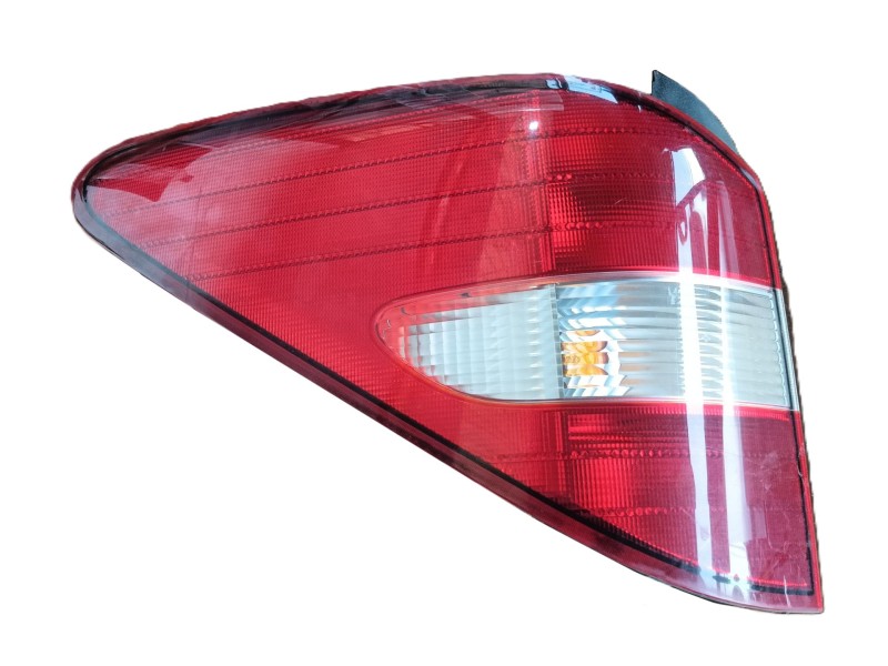 Recambio de piloto trasero izquierdo para ssangyong rodius i 2.7 xdi referencia OEM IAM   