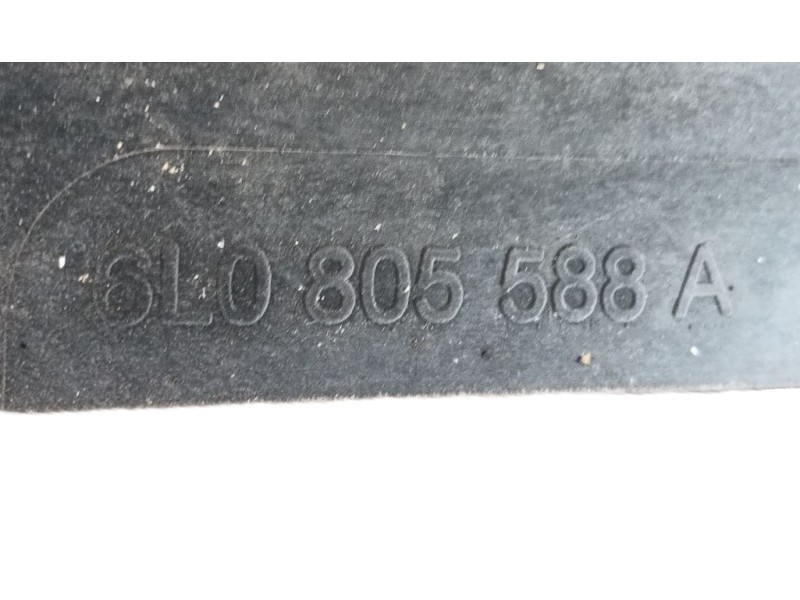 Recambio de panel frontal para seat ibiza iii (6l1) 1.4 16v referencia OEM IAM 6L0805588A  