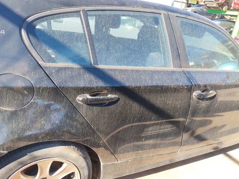 Recambio de puerta trasera derecha para bmw 1 (e87) 120 d referencia OEM IAM   